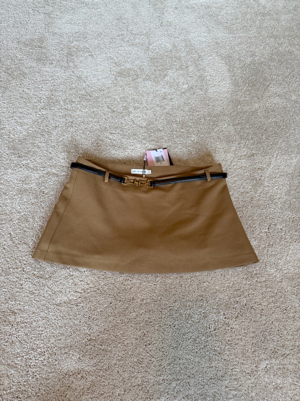Avec Les Filles Low Rise Mini Skirt/Skort with Black Belt Detail - Picture 2 of 6